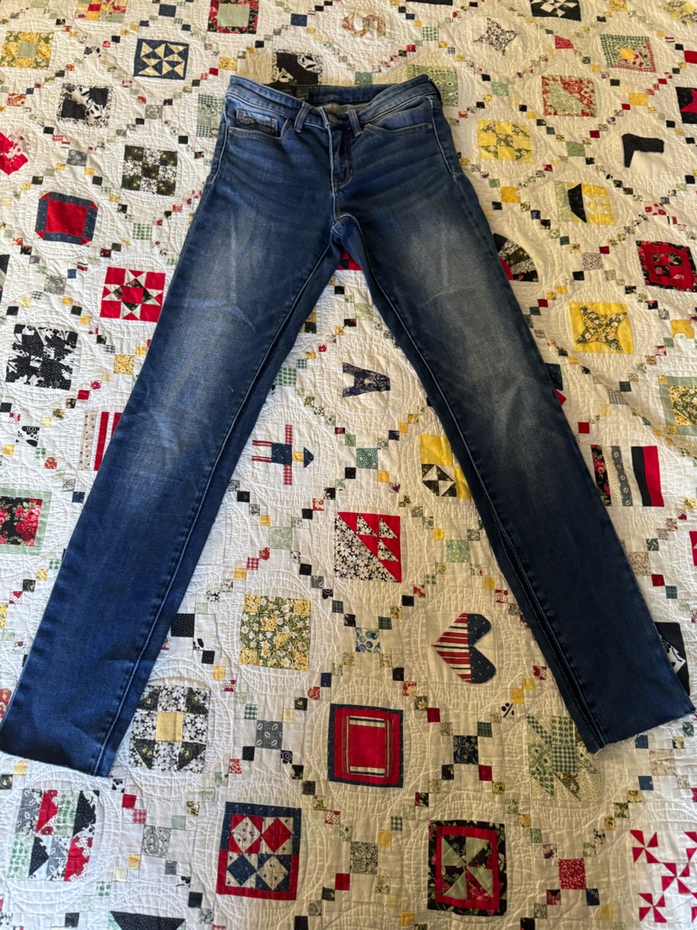 Armani Exchange Skinny Jeans in Dark Blue Wash with rough cut cuffs